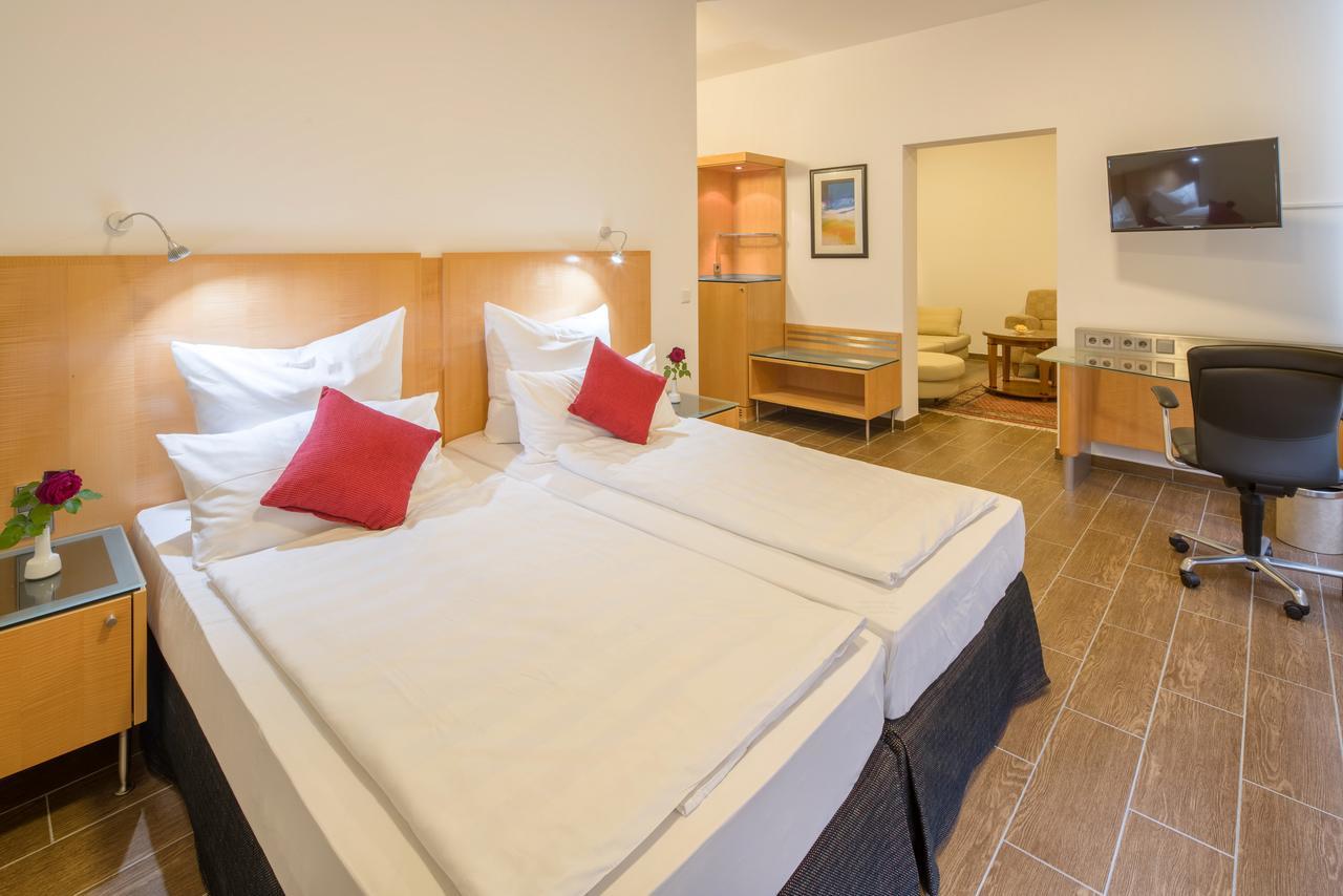 Taba Hotel Kellinghusen Extérieur photo